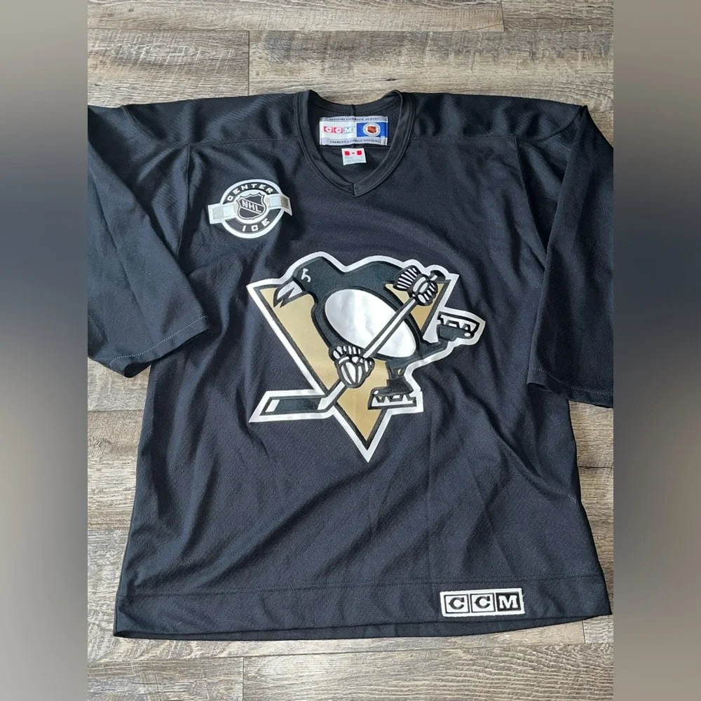 CCM Pittsburgh Penguins Center Ice Black Sewn Practice‎ Jersey Men's Sz M RARE